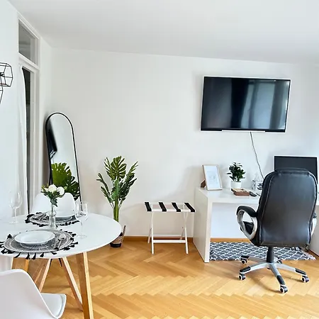 Stilvolles - Unteraching Apartman